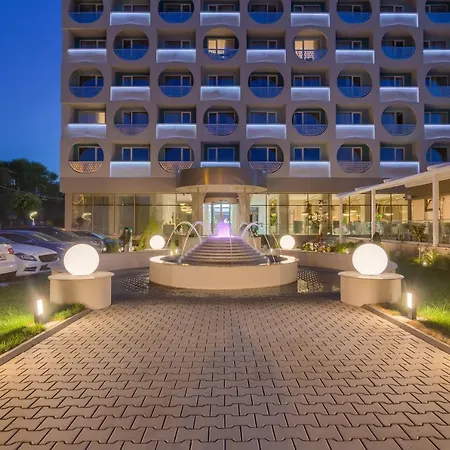 Bacolux Koralio, Hotel 4*