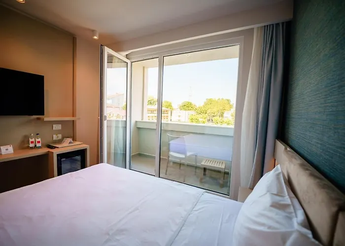 Hotell Bacolux Koralio,