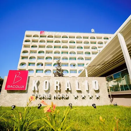Bacolux Koralio, Hotel