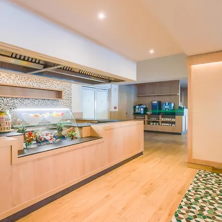 Hotel Bacolux Koralio, 4*