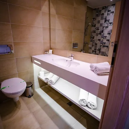Bacolux Koralio, Отель 4*