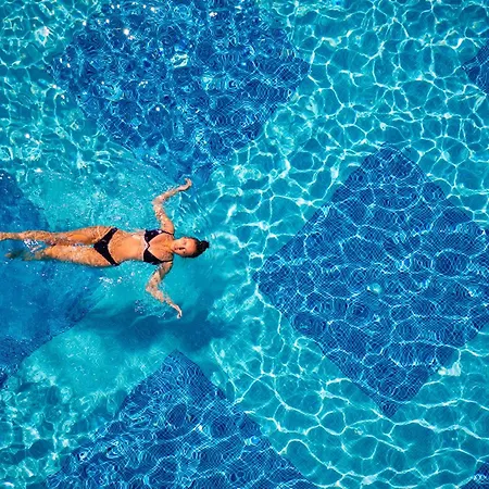 호텔 Bacolux Koralio, 4*