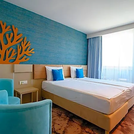 Bacolux Koralio, Hotel 4*