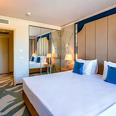 Bacolux Koralio, Hotel Eforie Nord
