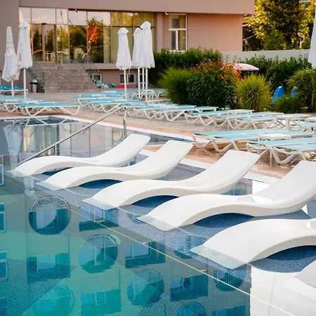 Bacolux Koralio, Hotel 4*