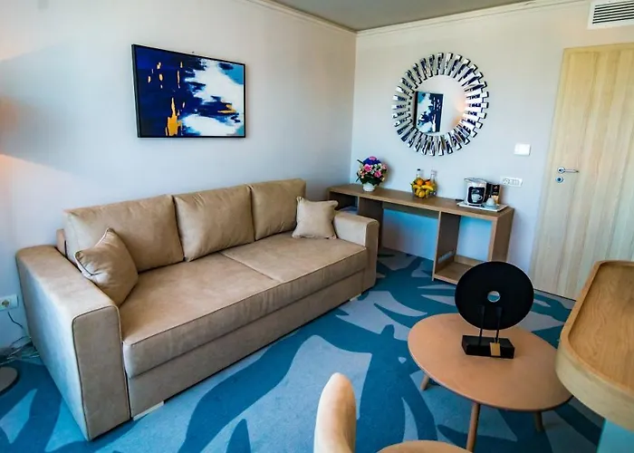 Bacolux Koralio, Szálloda 4*