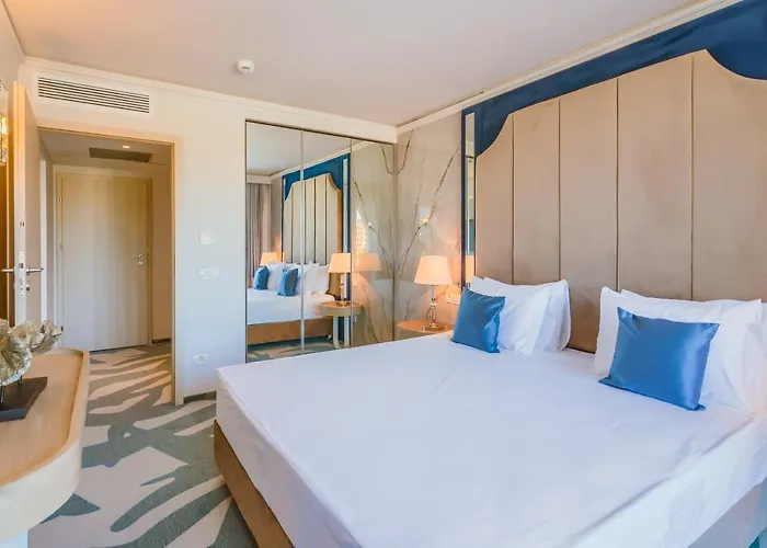 Bacolux Koralio, Észak-Eforie