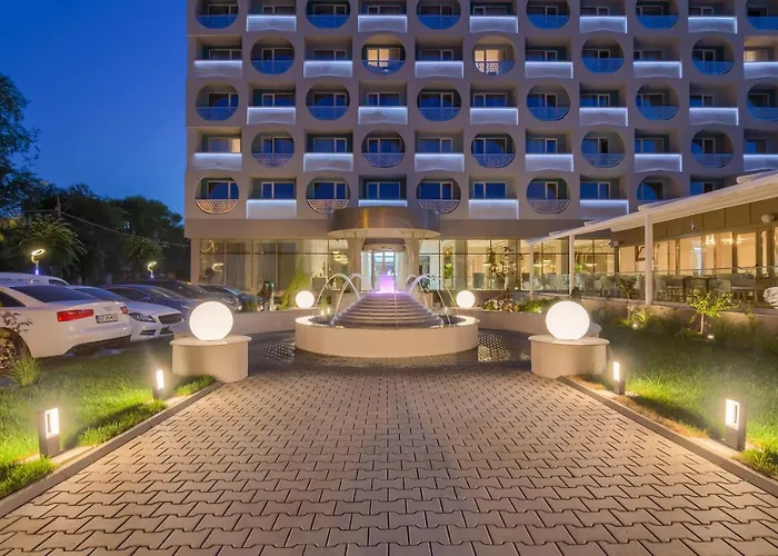 Bacolux Koralio, Szálloda 4*