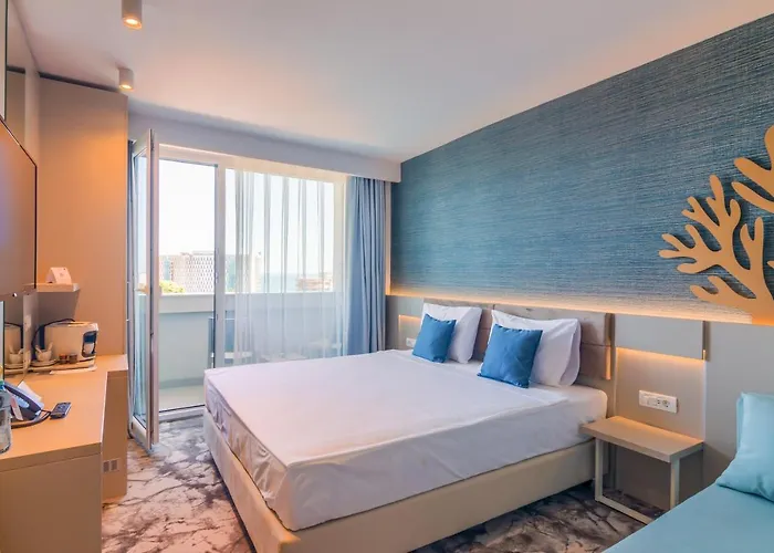 Bacolux Koralio, Észak-Eforie